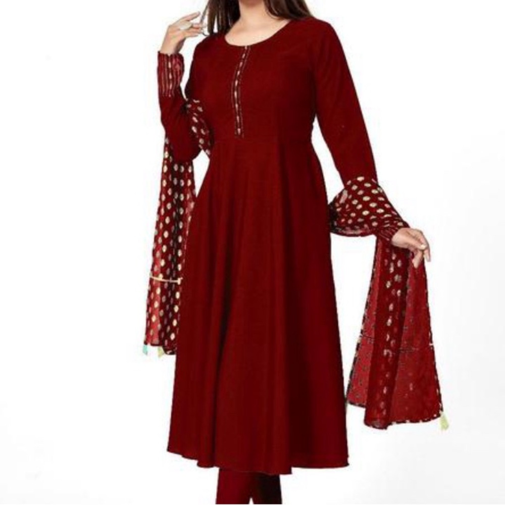 KURTI & DUPATA  SET MARRON

No Bottomwear
Sleeve Length:
